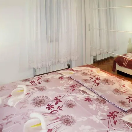 アパート Comfort One Bedroom *